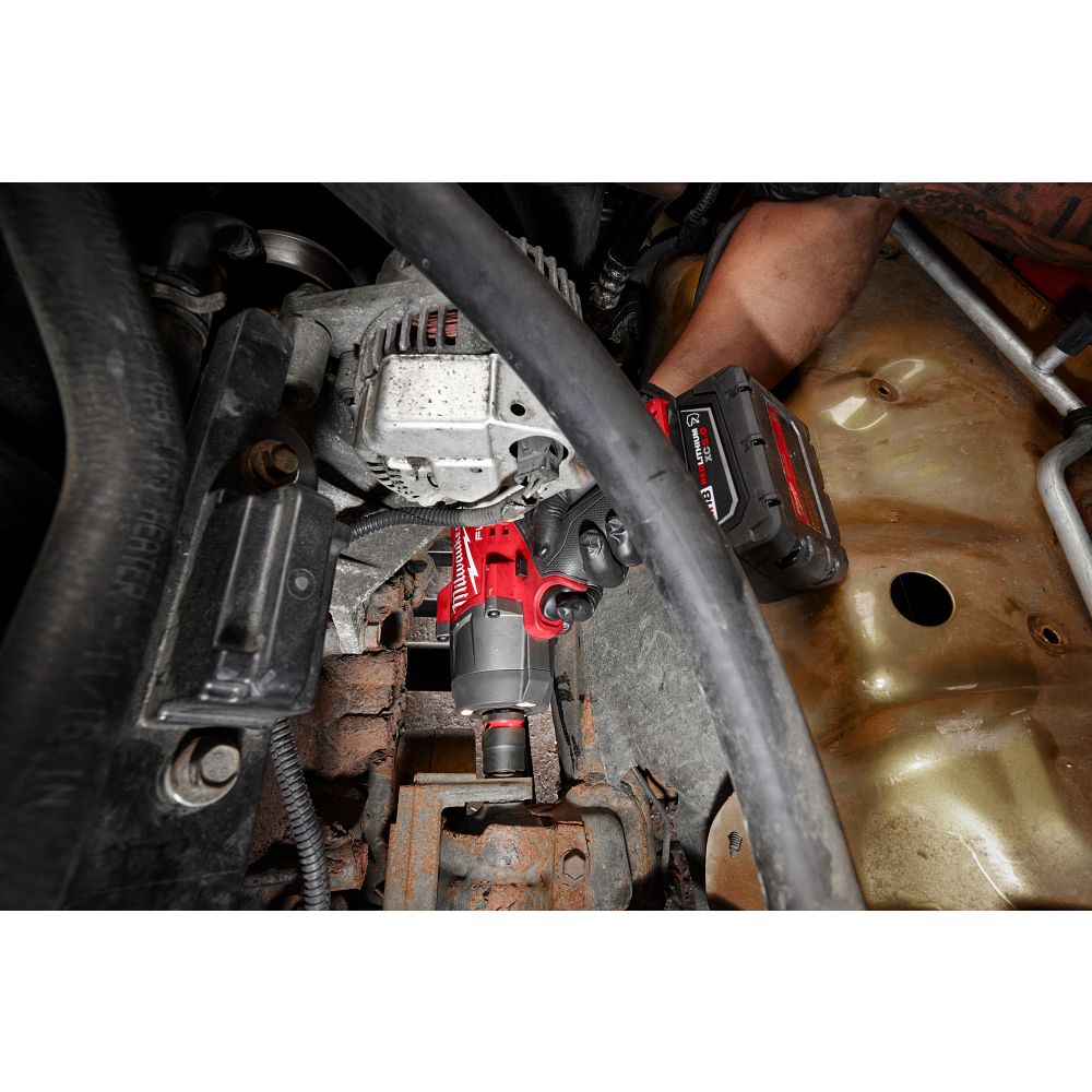 M18 FUEL™ 1/2" High Torque Impact wrench w/ Friction Ring Kit