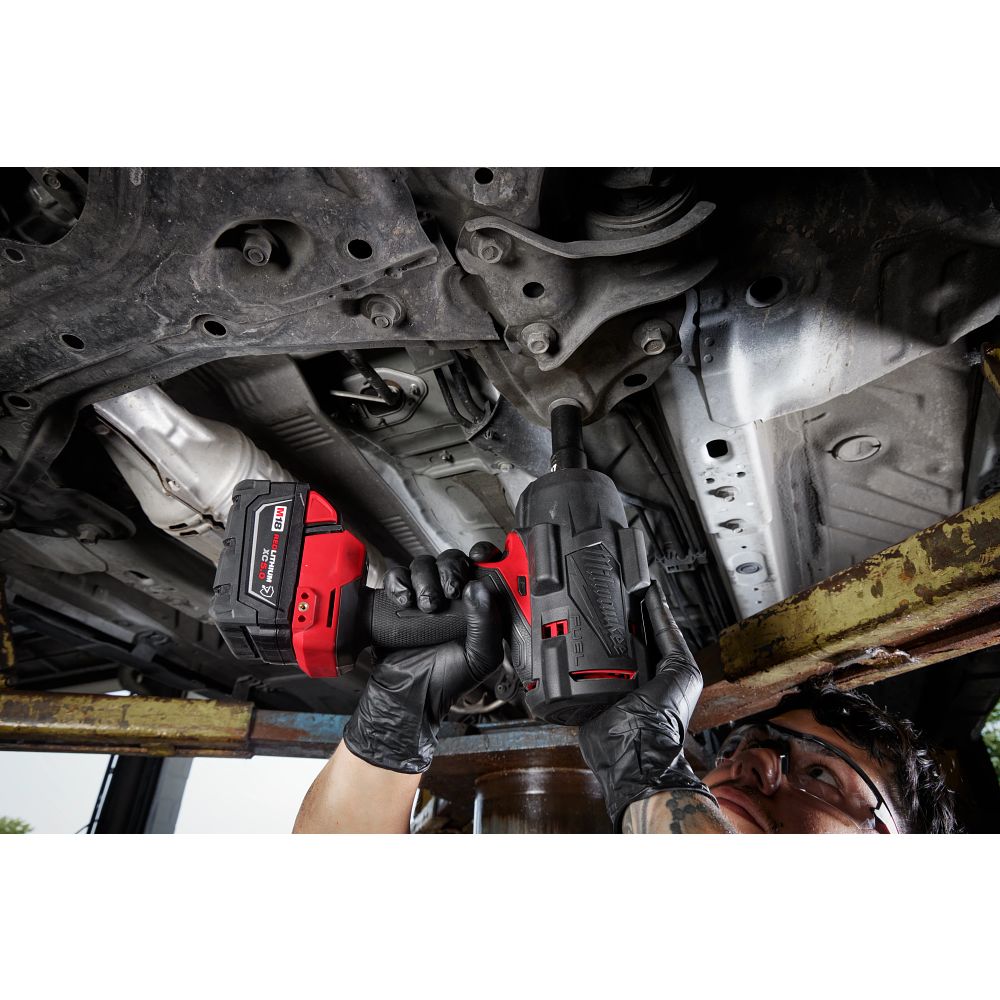 M18 FUEL™ 1/2" High Torque Impact wrench w/ Friction Ring Kit